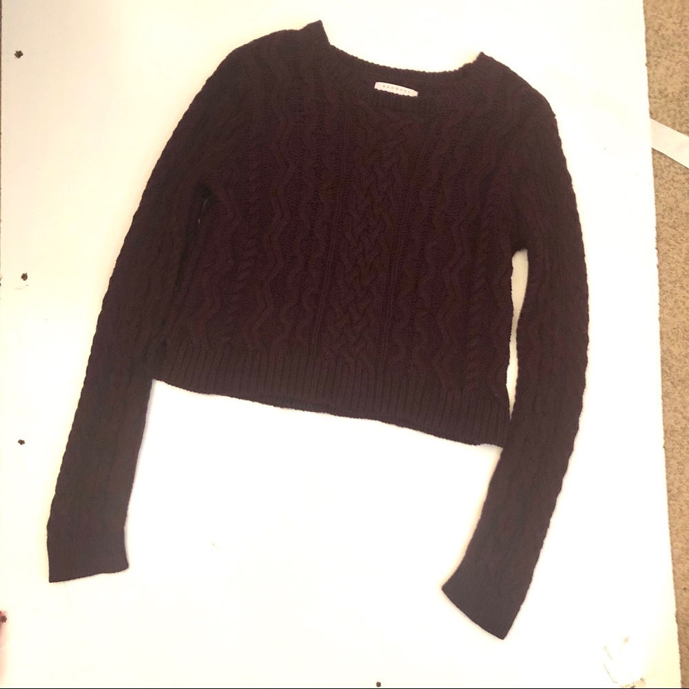 KYLIE & KENNDALL Womens Cropped Sweater